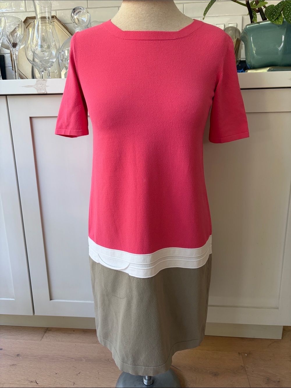 D Exterior Women’s Pink Short-Sleeve Knit Mini Dress-White hip band,oyster skirt